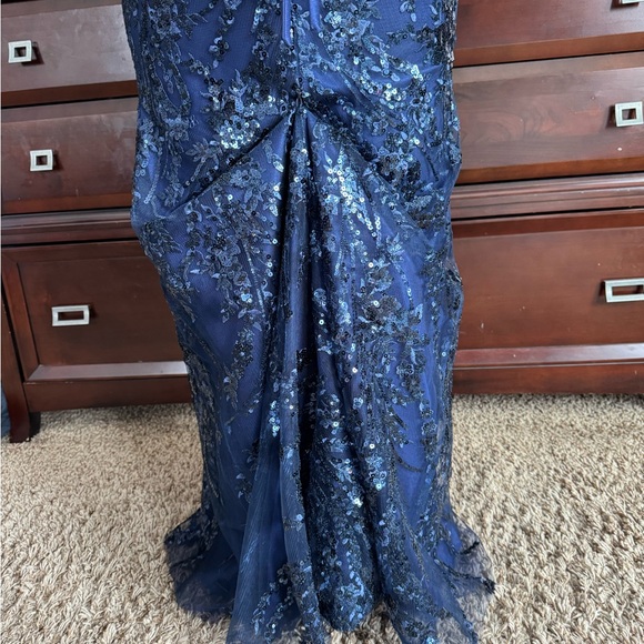 AVA PRESLEY Off the shoulder sweetheart sequin prom dress size 4 - Picture 4 of 6